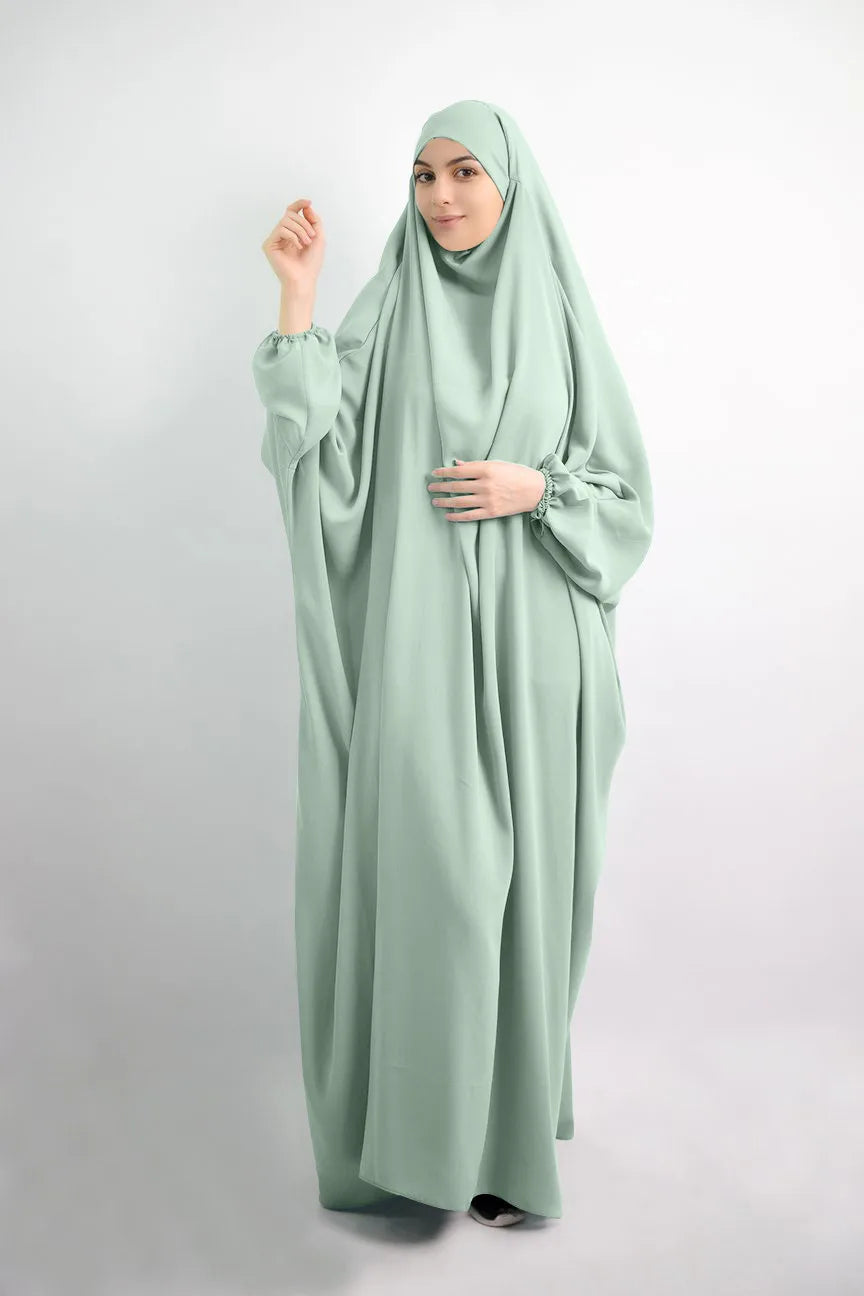 Wholesale Breathable Hijab Liturgical Wear Islamic Robe | Free Shipping Worldwide