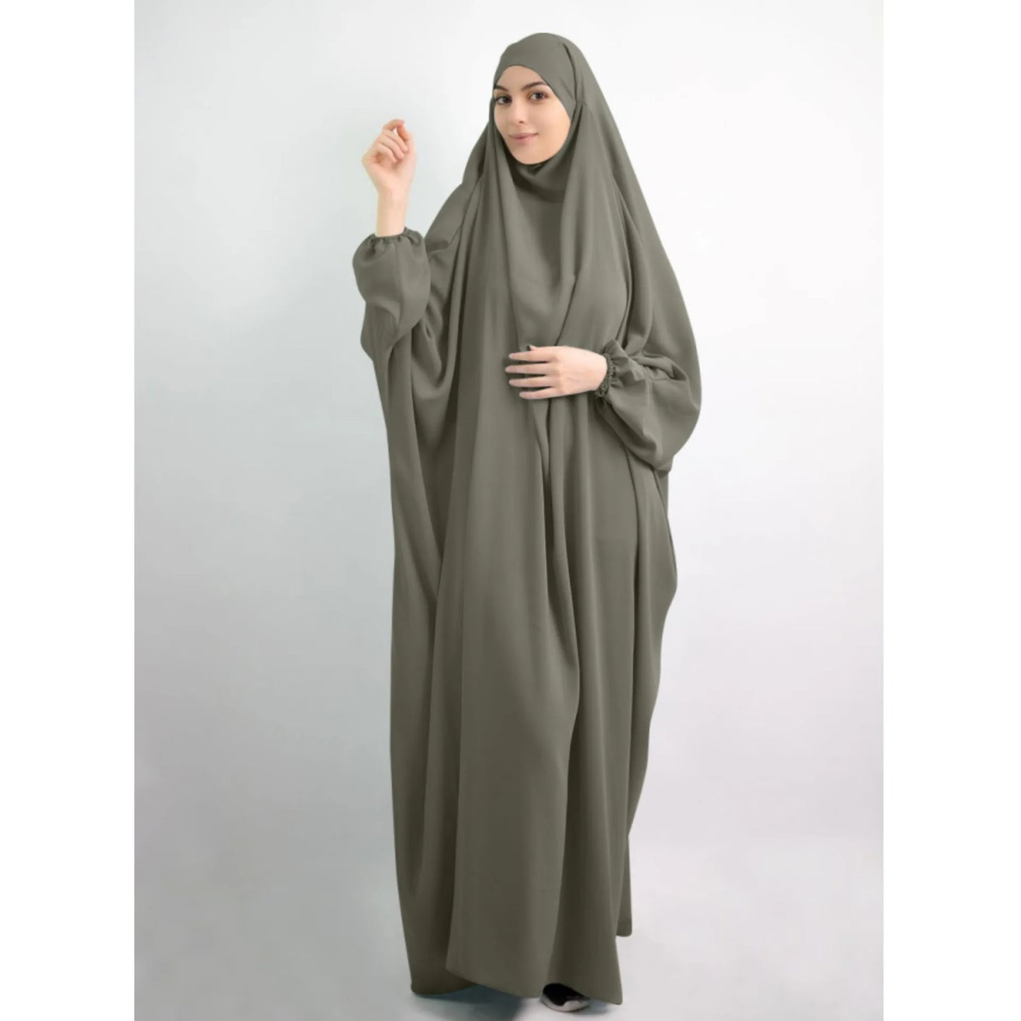 Wholesale Breathable Hijab Liturgical Wear Islamic Robe | Free Shipping Worldwide